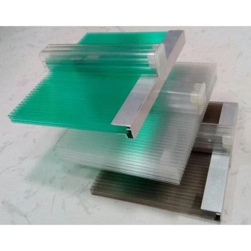 22 Mm Multicell Polycarbonate Panel Width: 1220 Millimeter (Mm)