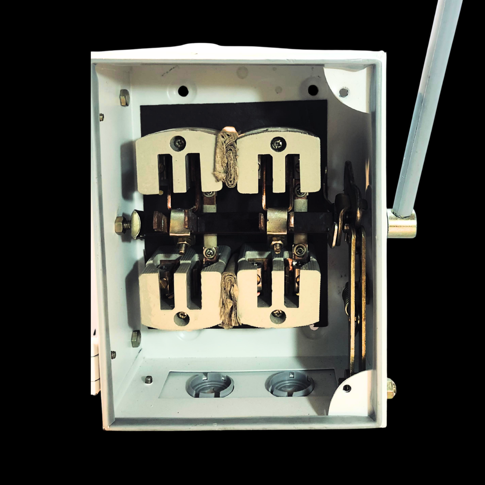 Sheet Metal Off Load Change Over Switch - 63 Ampere Max Current, 415 Volt Max Voltage, Ivory Mild Steel Finish | Reliable Performance and Durability