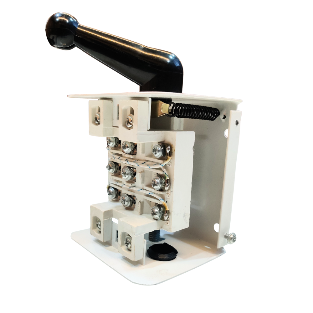 Lt Control Reverse Forward Switch 32 Amps - Color: White