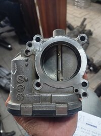 Throttle Body OF MERCEDES