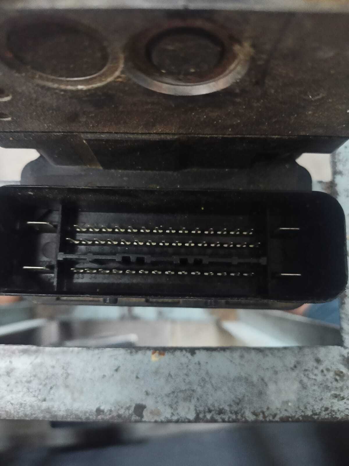 ABS PUMP OF MERCEDES C250 212
