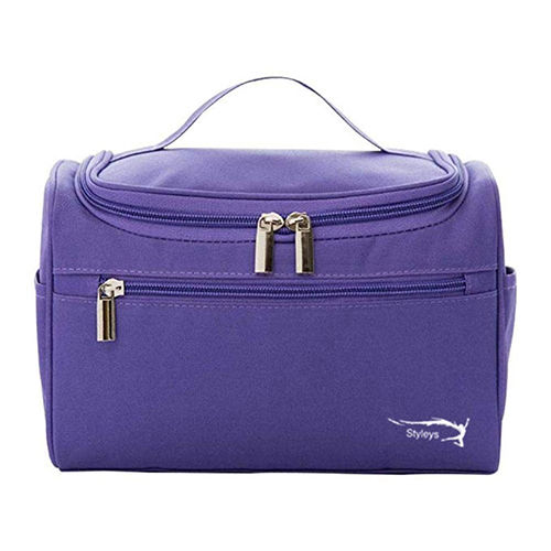 S1622 Hanging Travel Toiletry Bag Age Group: All