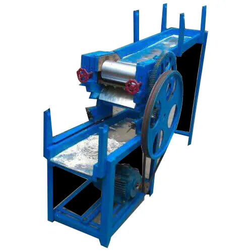 Noodle Making Machine Capacity: 50-100 Kg/Hr Kg/Hr