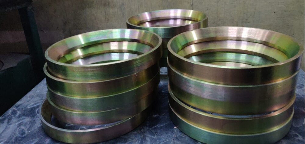 Pressure Seal Metal Gasket - Color: Silver