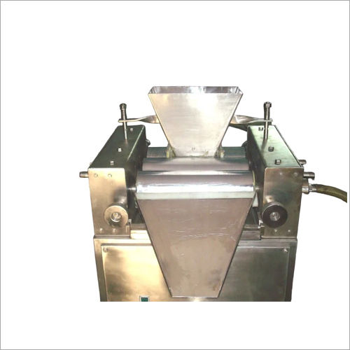 Triple Roll Mill Machine - Operating Type: Semi Automatic