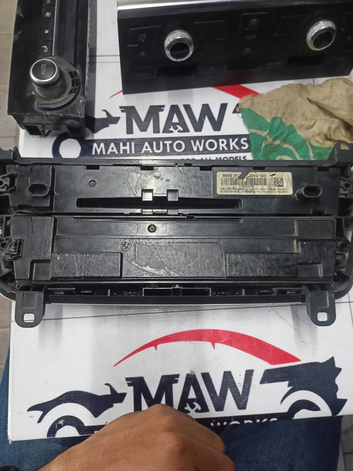 BMW 7 SERIES AC PANEL