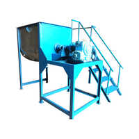 Semi Automatic Ribbon Blender