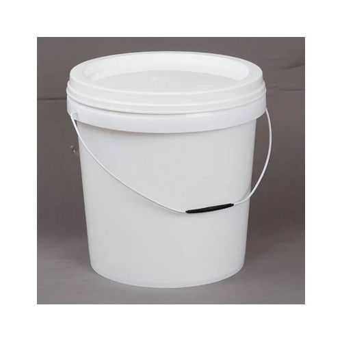 Plastic White Fertilizer Bucket Size: 15 L