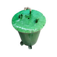 Pp Frp Storage Tank - 2000l Capacity, Green Color | New For Industrial Applications, Durable Construction