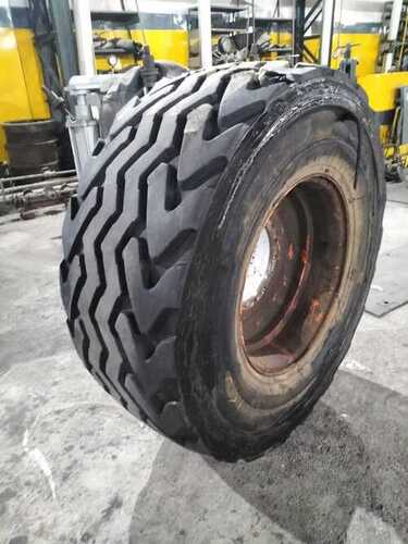 39-55D625 NHS  BOOM LIFT TYRE