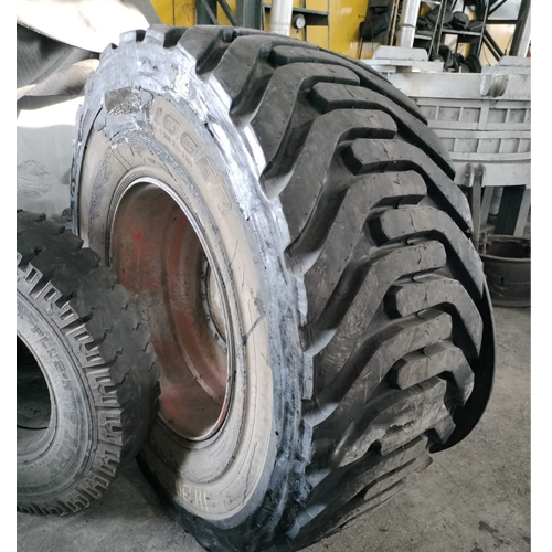 39-55D625 NHS  BOOM LIFT TYRE