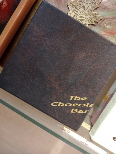 SR Chocolate 9 Cavity Card Board