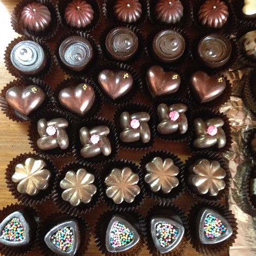 Moulded Chocolates Shelf Life: 6 Months