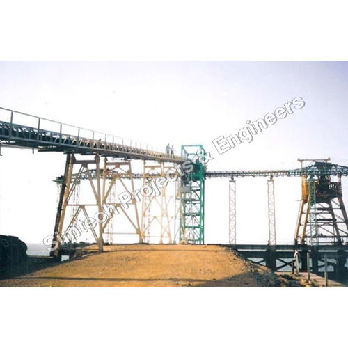 Grey Ship Loading Conveyor