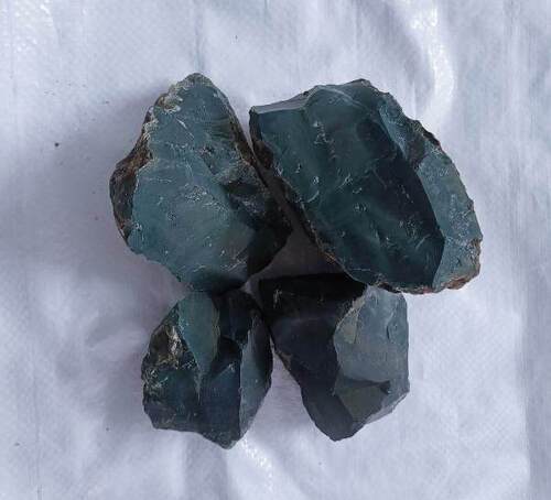 Dark green moss agate raw material supplier in India with bulk quantity