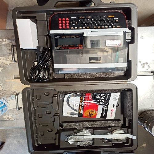 Semi-Automatic M Brush Portable Mobile Colour Printer