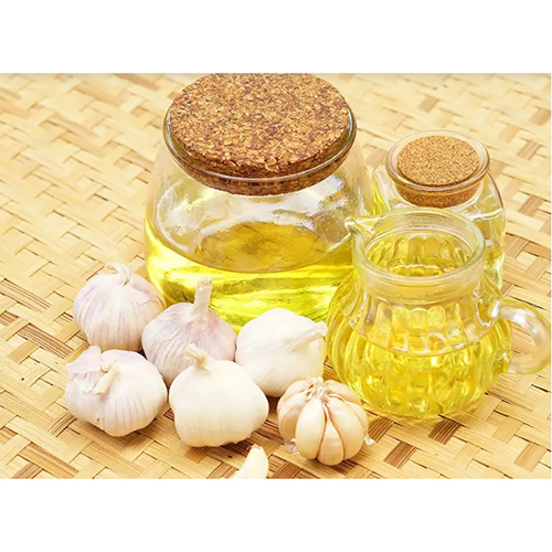 Cooking Garlic Oil