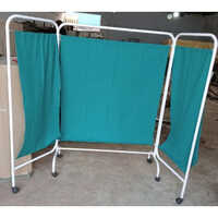 MP 535 Bed Side Screen With 3 Panels