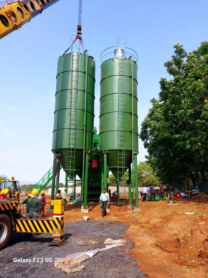 CEMENT AND FLY ASH SILO