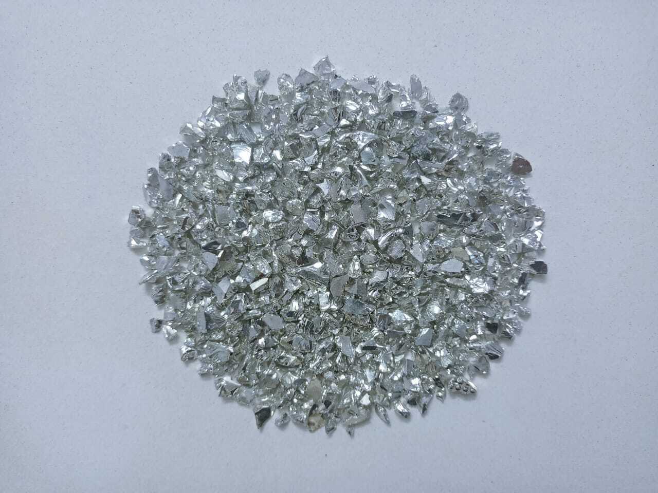 Sky blue shine color coating glass chips with premium category and quality glass beads special for jewelry manufacturing and art work special used