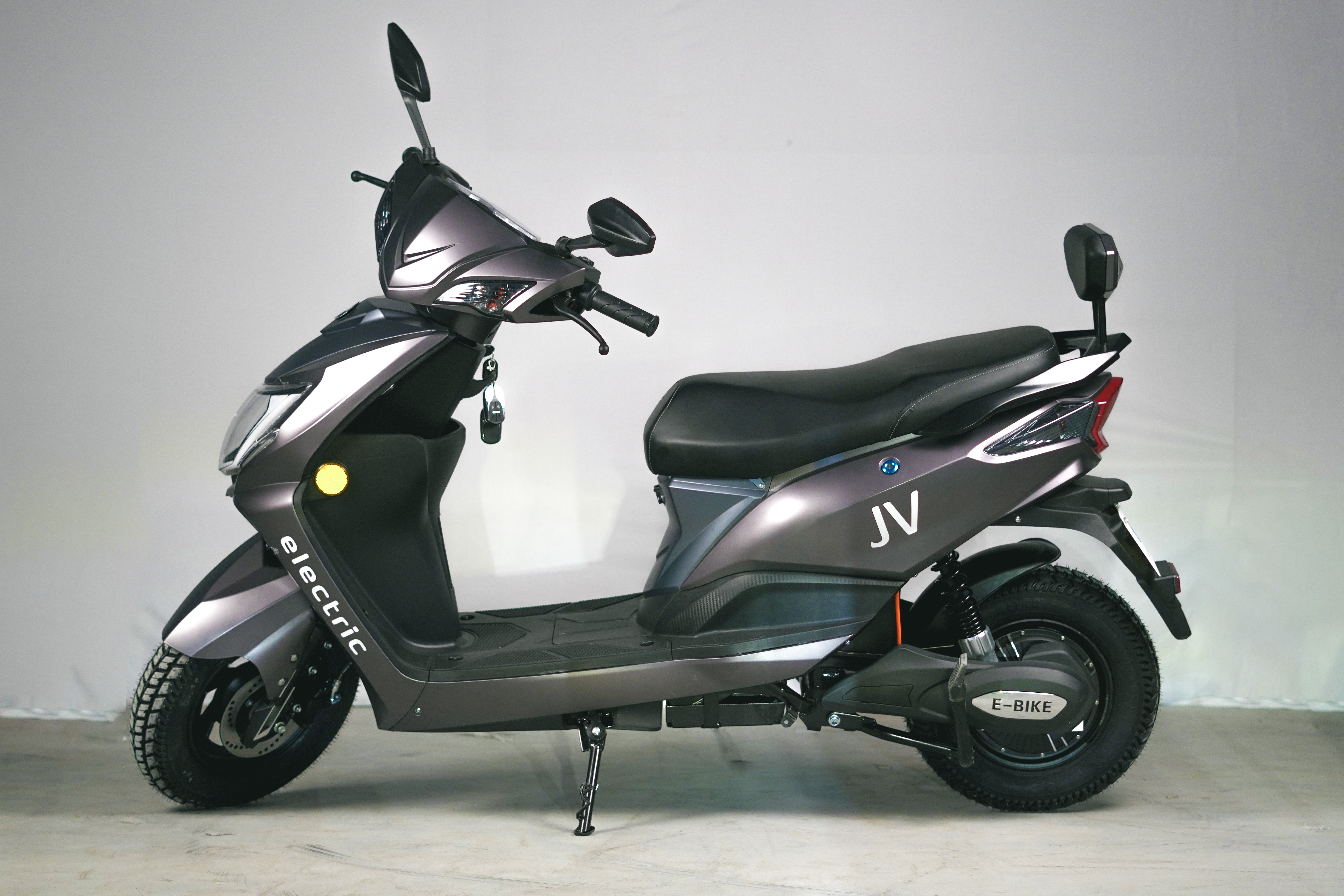 JV E- Electric Scooty