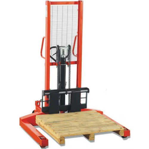 Manual Wide Leg Hydraulic Stacker