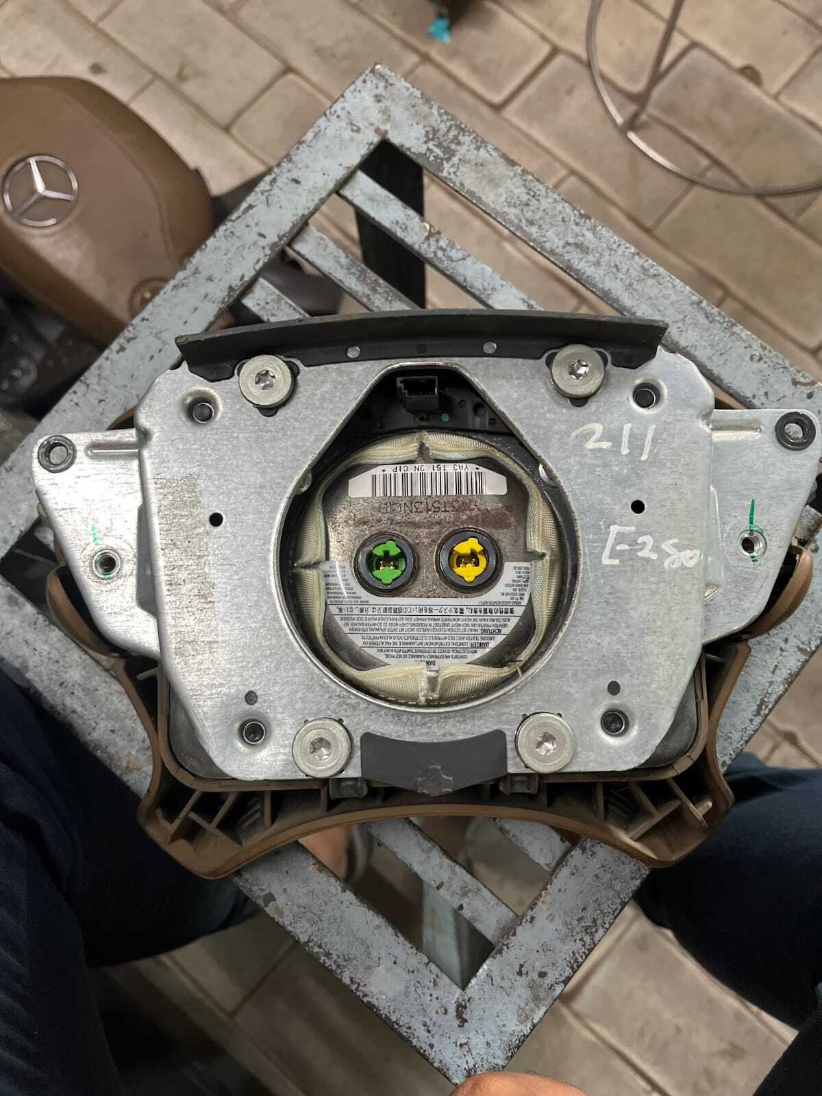 STEERING WHEEL AIRBAG OF MERCEDES 221