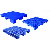 Plastic Pallets - Polyurethane/Nylon, Single-Faced Style, Blue Color | Durable, Lightweight, 3,000 lbs Capacity, Moisture Resistant, Easy to Clean, Recyclable