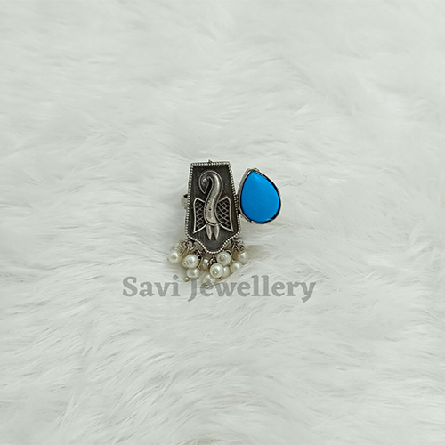 Ladies Silver Ring
