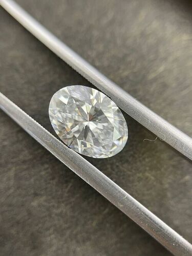 Oval Shape Diamond