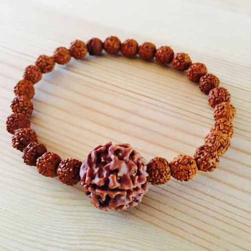 Round/oval 5 Mukhi Rudraksha Bracelet