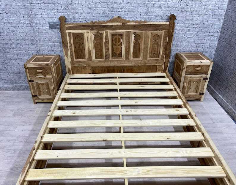 Teak wood bed
