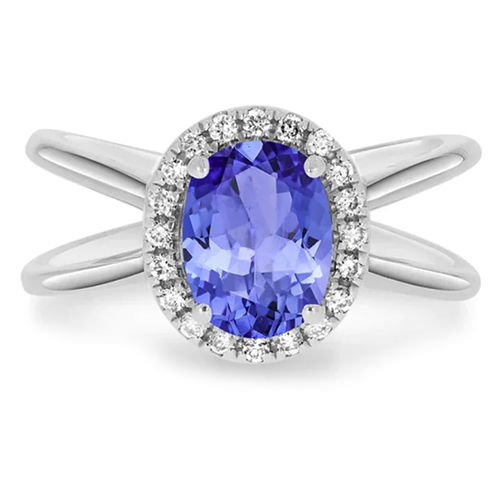 Beautiful And Bold Oval Tanzanite Ring