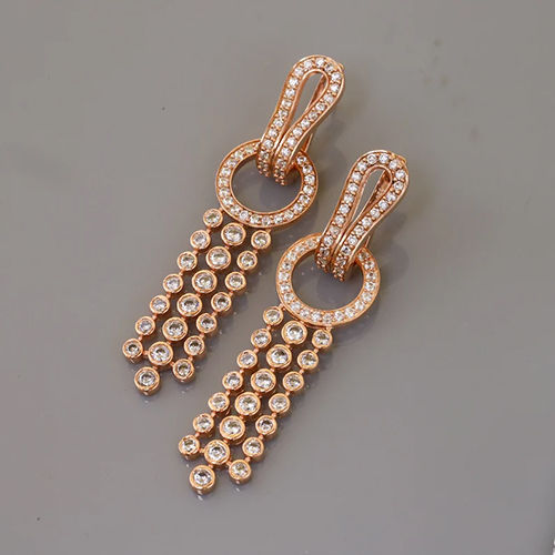 Unique Drops in Rose Gold Earrings