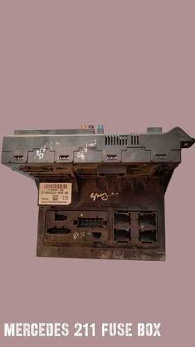 FUSE BOX OF MERCEDES E280