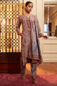 Ladies Kurta Set Festive Wear - Glass Chanderi, Calf Length (46 Inch), Blush Pink, Round Neck With V, 3/4th Sleeve, Includes Kurta Pant Set & Tie And Dye Dupatta