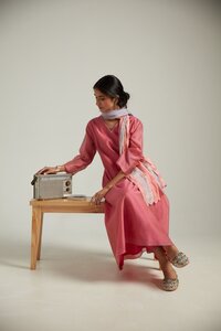 Ladies Kurta Set Festive wear