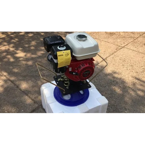 Honda Petrol Concrete Vibrator Construction