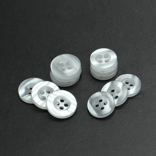 Polyester Pearl Button