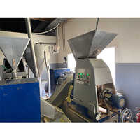 Fully Automatic Extruded And Puffed Snack Machine