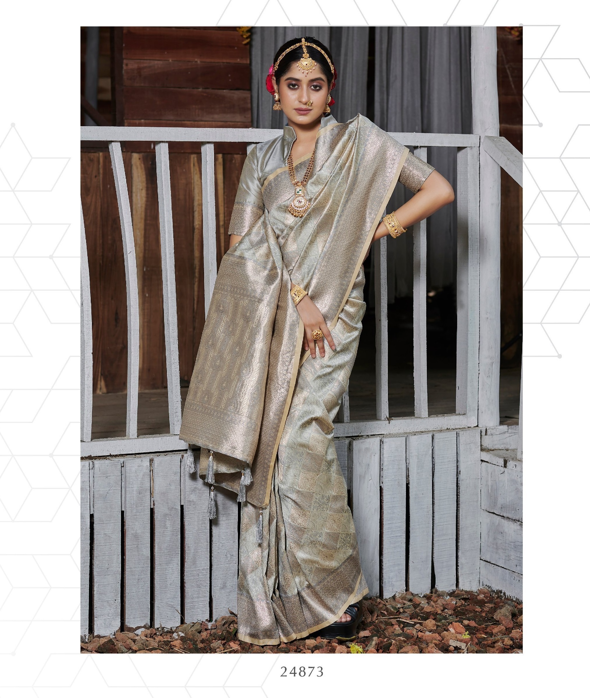 JHAROKHA- Banarasi Silk Saree