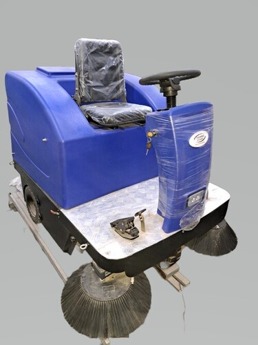 Ride On Sweeper Trs 1400 - Capacity: Medium Area Cleaning