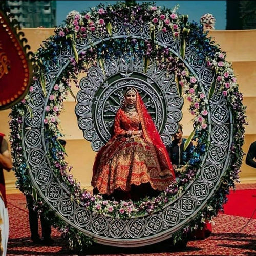 Wedding Dulhan Entry Palki - Color: As Per Requirement