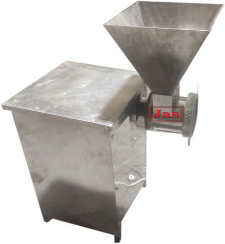 Shrikhand Making Machine Capacity: 150-200 Kg/Hr