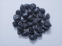 WHITE UNPOLISHED AND CAOLOR COATED PEBBLES STONE OR GRAVELS STONE MATE AND GLOSSY COATING PEBBLES