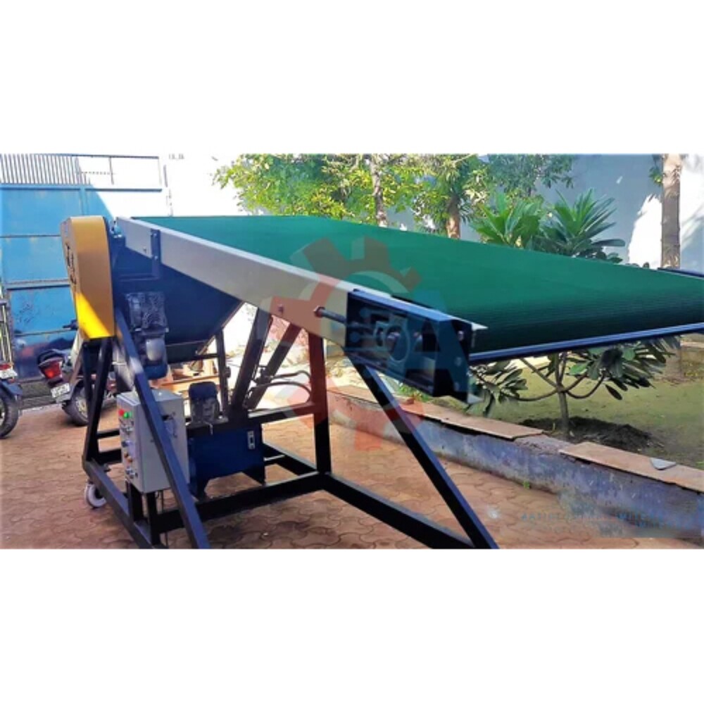 Truck Loading And Unloading Conveyor - Color: Green