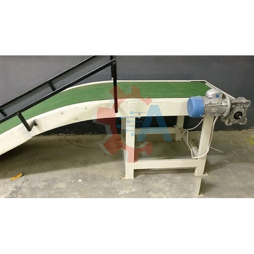 Green Industrial Inclined Belt Conveyor