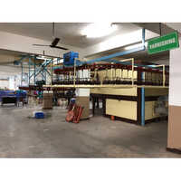 Blue Four Wheel Biplanar Chain Conveyor