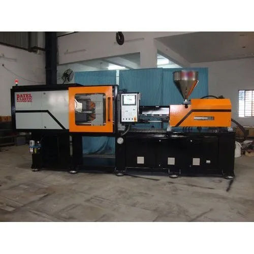 Automatic Plastic Injection Molding Machine Capacity: 100-150 Ton/Day