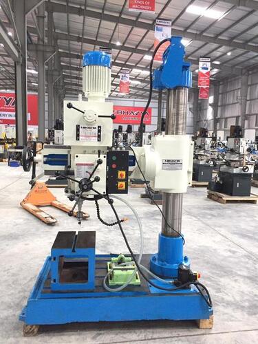 Blue And Silver All Geared Radial Drilling Machine